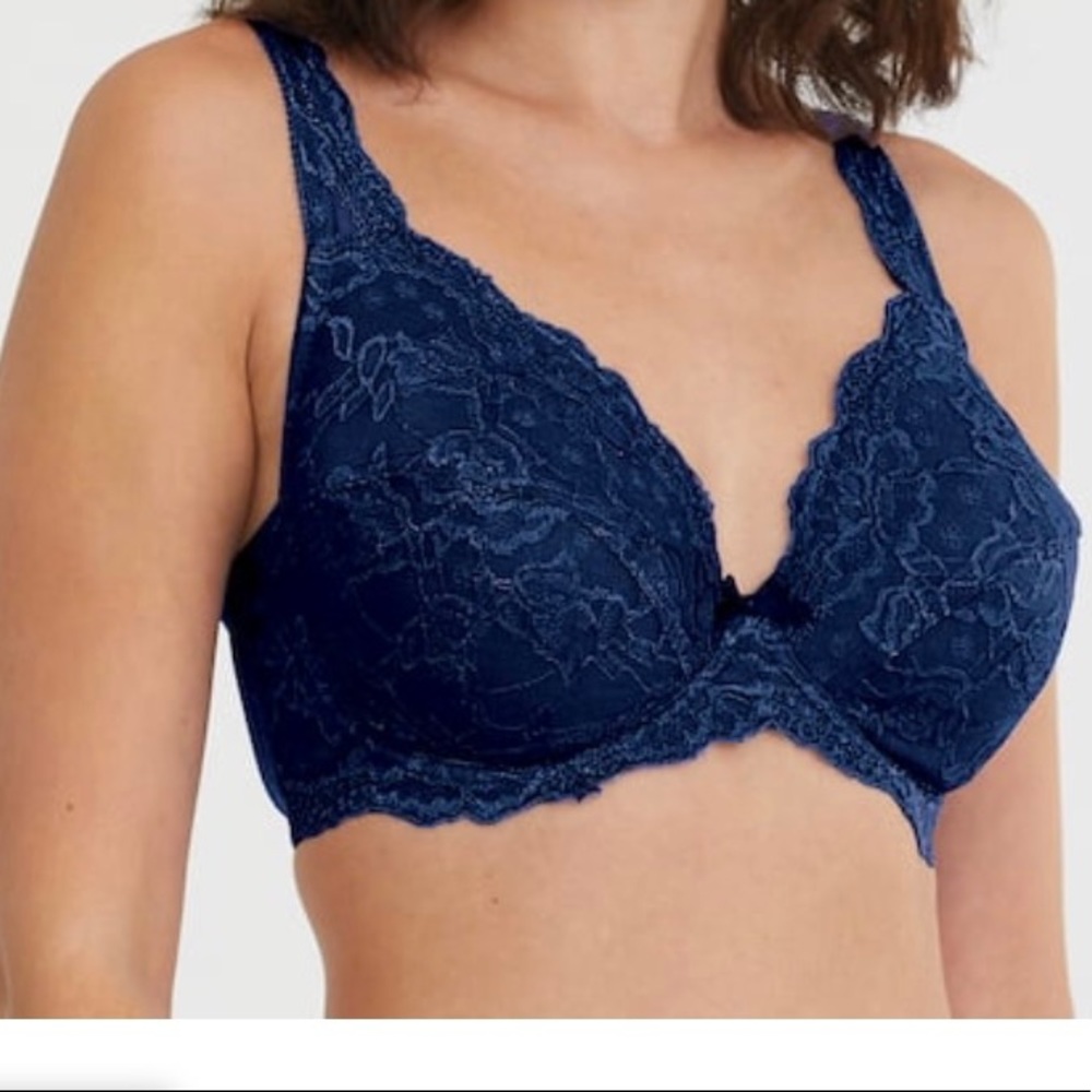Midnight Velvet Lace Bra - Size 36DD (Brand New)
